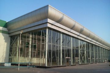 طراحی، تولید و اجرای نمای شیشه اسپایدر و کامپوزیت سالن فردوسی نمایشگاه مشهد- آلومینیوم شیشه تهران