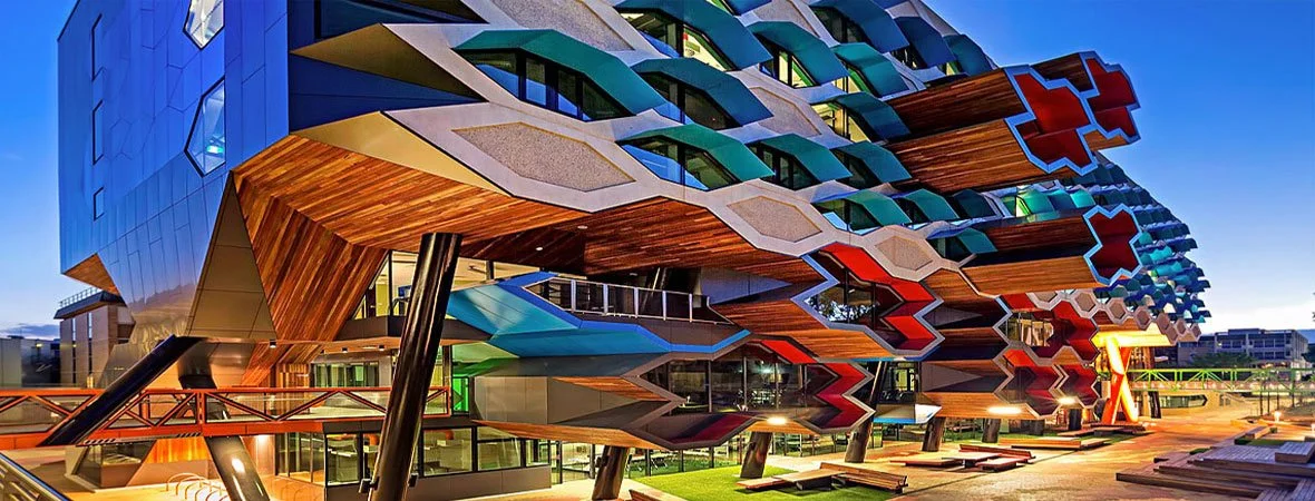 aesthetics, Compliance, Cost and Budget, Durability, Energy Efficiency, facade engineering, Façade Systems, glass, Material, modern architecture, ایمنی | | 2026